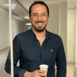 Kadın Hastalıkları ve Doğum Uzmanı avatar