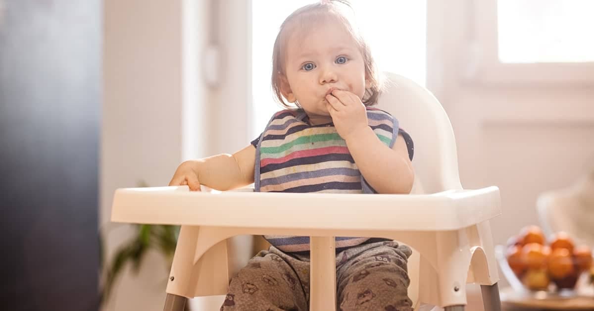 6 Aylık Bebek Beslenmesi: Ek Gıdaya Geçiş ve Uzman Tavsiyeleri kapak resmi