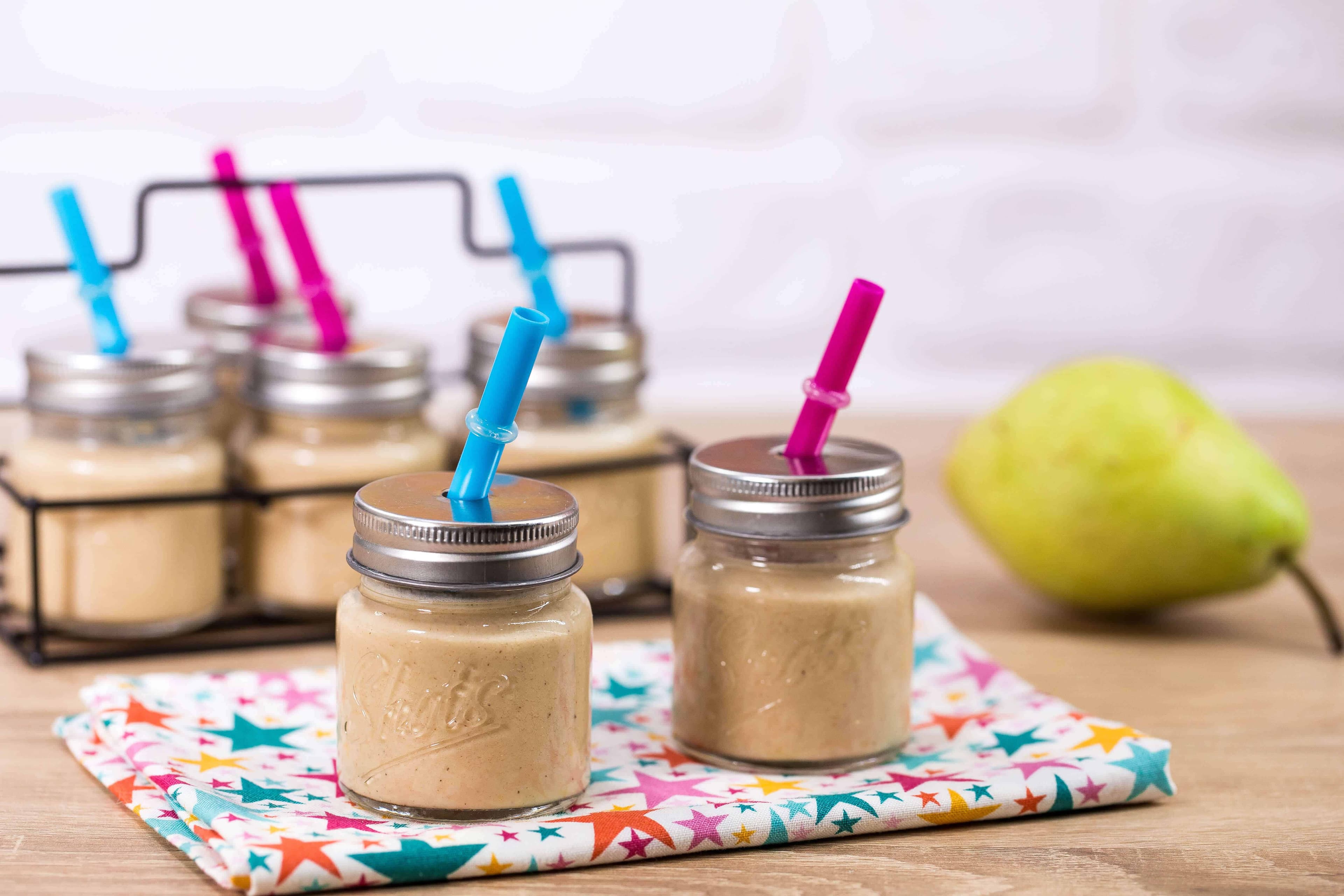 Hurma Özlü Meyveli Kefir Tarifi kapak resmi
