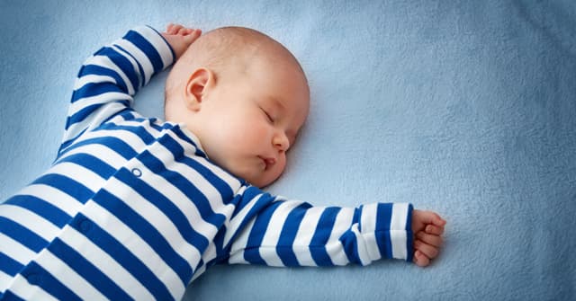 Bebeklerde İç Çekme: Nedenleri, Normal Solunum ve Uyku İle İlişkisi image