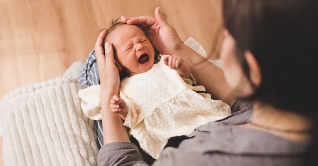 Kolik Bebek Nedir? Kolik Bebek Belirtileri Nelerdir? image